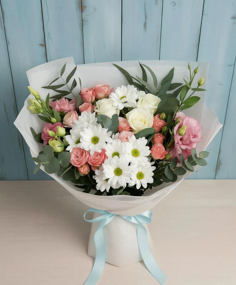 Букет цветов из: Розы, Лизиантусы и Хризантемы в Дубовицах