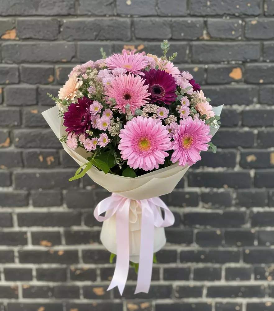 Букет цветов из: Герберы и Хризантемы в Дубовицах