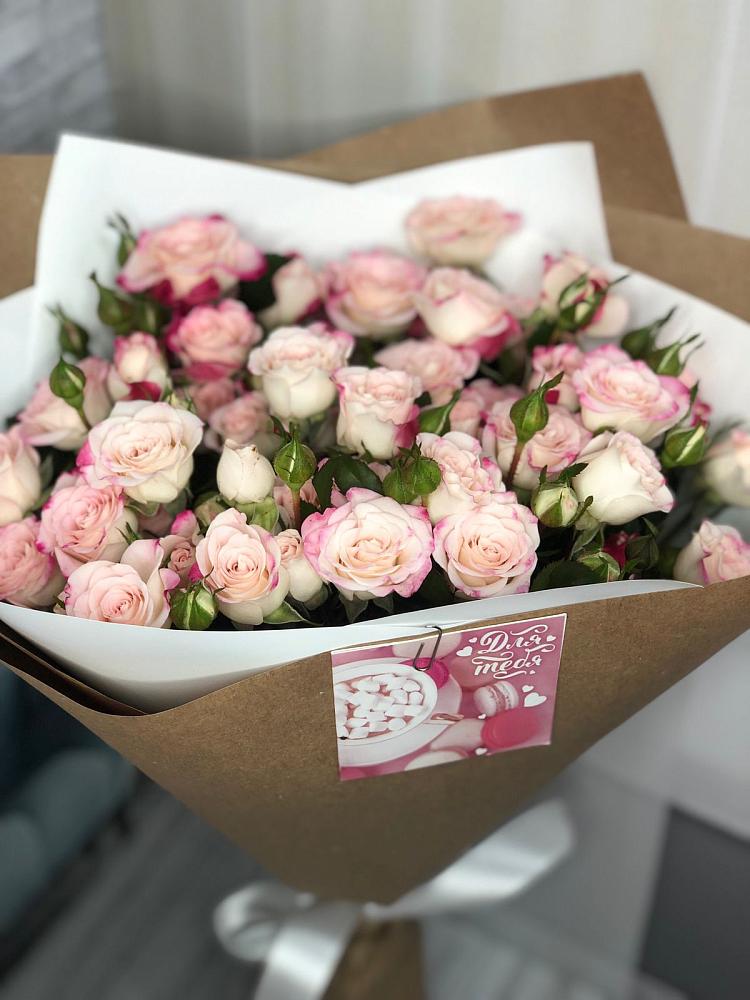 Букет цветов из: Розы в Дубовицах