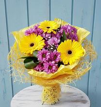 Букет цветов из:  Хризантемы и Герберы #REPLACE_PRED# Дубовицах