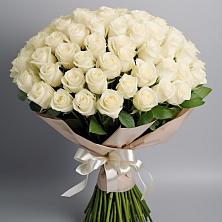 Букет 101 беля роза Белоснежка в Дубовицах