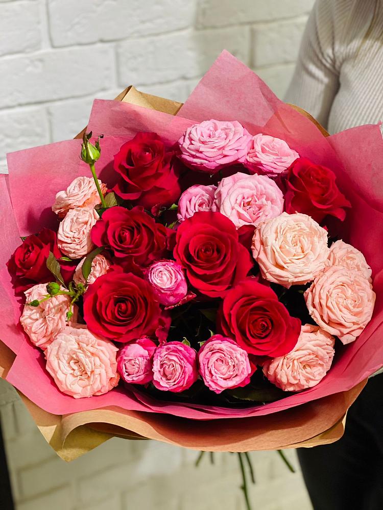 Букет цветов из: Розы в Дубовицах