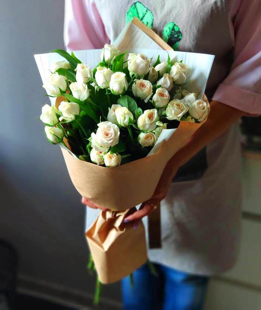 Букет цветов из: Розы в Дубовицах