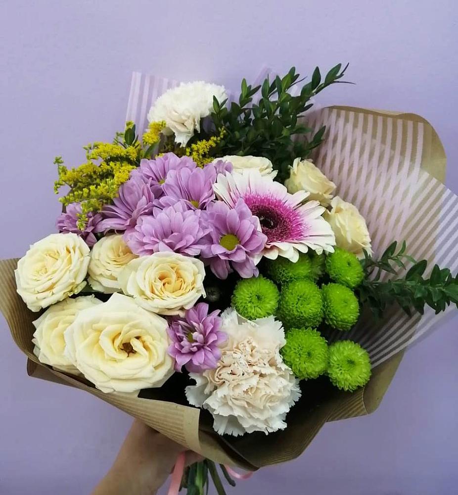 Букет цветов из: Хризантемы, Розы, Гвоздики и Герберы в Дубовицах