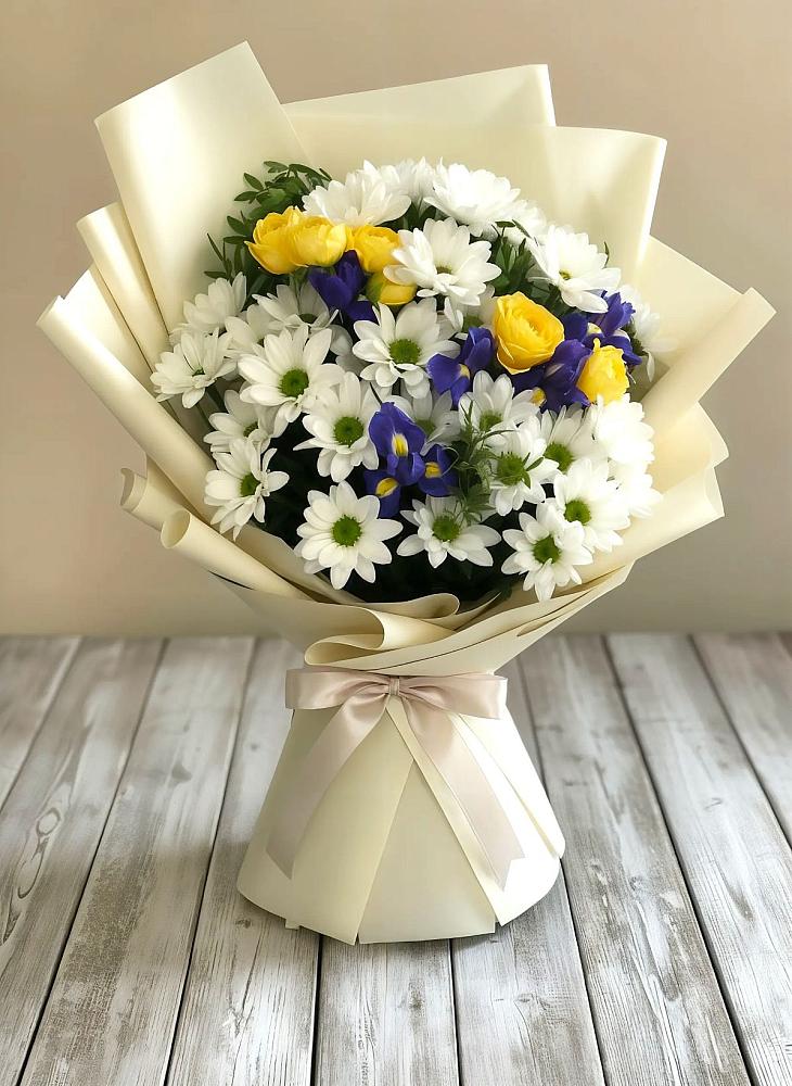 Букет цветов из: Ирисы, Хризантемы и Розы в Дубовицах