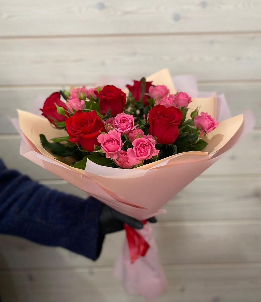 Букет цветов из: Розы в Дубовицах