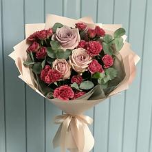 Букет цветов из:  Гвоздики и Розы в Дубовицах
