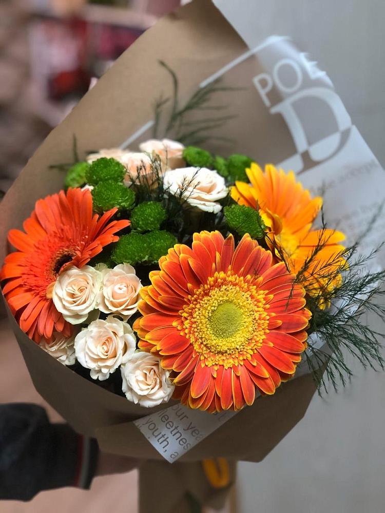 Букет цветов из: Герберы, Хризантемы и Розы в Дубовицах