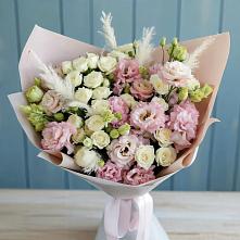 Букет цветов из:  Альстромерии и Розы в Дубовицах